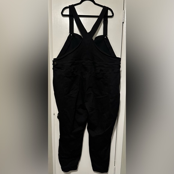 NWOT Universal Standard black overalls size 2XL - Picture 3 of 7